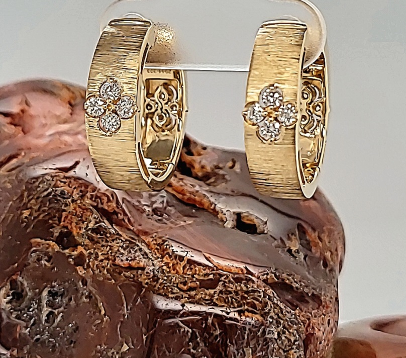 ladies-gold-and-diamond-hoops